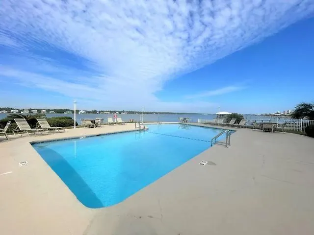 Compass Point 103 Holiday home
