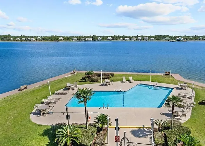 Holiday home Compass Point 103 *