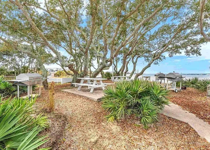 Compass Point 103